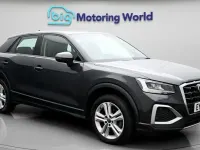 Begagnad Audi Q2 Sport 110 HK (80 kW) 2023 Grå SUV