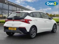 Used Hyundai i20 Advanced 99 HP (72 kW) 2025 White Hatchback