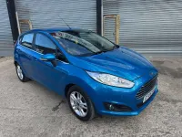 Begagnad Ford Fiesta Zetec 82 HK (60 kW) 2016 Blå Halvkombi