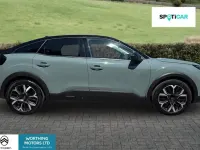 Used Citroën e-C4 113 kW (154 HP) 2025 Green Hatchback