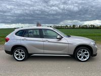 Begagnad BMW X1 xLine 2012 Silver SUV