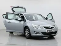 Used Vauxhall Astra 115 HP (84 kW) 2012 Silver Hatchback
