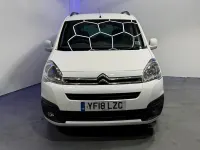Begagnad Citroën Berlingo Feel 100 HK (73 kW) 2018 Vit Minibuss