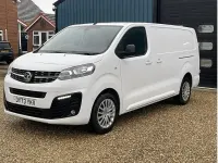 Used Vauxhall Vivaro 100 HP (73 kW) 2023 White MPV