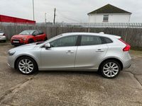 used Volvo V40 D2 SE Lux Nav 5dr Powershift