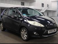 Usado Ford Fiesta Zetec 82 HP (60 kW) 2010 Preto Citadino