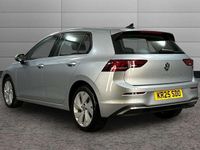 Second-hand VW Golf VIII Style 150 CP (110 kW) 2025 Argintiu Hatchback