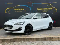 Używany Ford Focus Vignale 125 KM (91 kW) 2019 Biały Hatchback