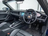 Used Porsche 911 379 HP (278 kW) 2020 Blue Cabriolet