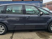 Używany Ford S-MAX Zetec 114 KM (83 kW) 2014 Szary Minivan