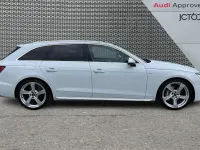 Używany Audi A4 S-Line 200 KM (147 kW) 2024 Biały Kombi