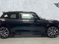 Used Mini Cooper Hatch 154 HP (113 kW) 2024 Black Hatchback
