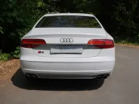 Used Audi S8 Comfort 520 HP (382 kW) 2015 White Sedan
