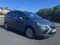 Usado Vauxhall Zafira Tourer 140 HP (102 kW) 2016 Cinzento Monovolume