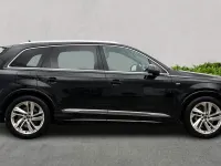 Used Audi Q7 S-Line 286 HP (210 kW) 2022 Black SUV