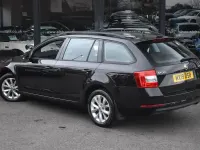 Begagnad Skoda Octavia 115 HK (84 kW) 2019 Svart Halvkombi