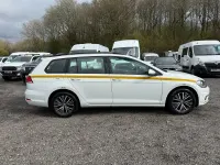 Used VW Golf VII SE 115 HP (84 kW) 2018 White Estate
