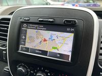 Begagnad Renault Trafic 115 HK (84 kW) 2015 Svart Minibuss