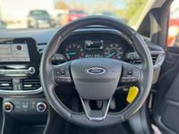 Used Ford Fiesta Zetec 70 HP (51 kW) 2018 Grey Hatchback