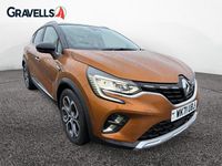 Używany Renault Captur Version S 158 KM (116 kW) 2021 Pomarańczowy SUV