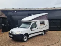 Used Peugeot Partner 90 HP (66 kW) 2007 White MPV