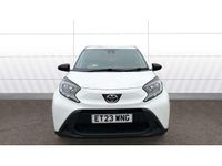 Used Toyota Aygo X PURE 72 HP (52 kW) 2023 White SUV