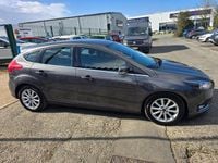 Used Ford Focus Titanium 125 HP (91 kW) 2015 Grey Hatchback
