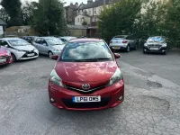 Used Toyota Yaris SR 101 HP (74 kW) 2012 Red Hatchback