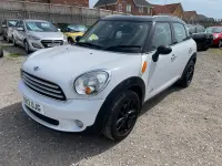 Used Mini Cooper D 2013 White Hatchback