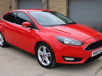 Used Ford Focus Zetec 115 HP (84 kW) 2015 Red Hatchback