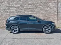 Second-hand VW ID.4 Pure 125 kW (170 CP) 2023 Gri SUV