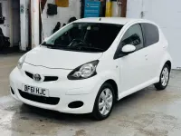 Used Toyota Aygo 68 HP (50 kW) 2011 White Hatchback