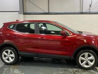 Used Nissan Qashqai Acenta Premium 115 HP (84 kW) 2019 Red SUV