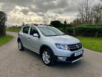 Used Dacia Sandero Lauréate 2014 Silver Hatchback