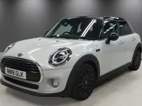 Used Mini Cooper Hatch 136 HP (100 kW) 2018 Silver Hatchback