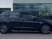 Used VW Polo Life 95 HP (69 kW) 2024 Deep black pearlescent Hatchback