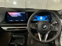 Neu BMW 120 Sport Line 168 PS (123 kW) 2025 Weiß Kleinwagen