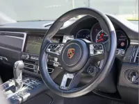 Used Porsche Macan Turbo 434 HP (319 kW) 2019 Grey SUV