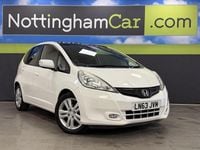 Begagnad Honda Jazz EX 99 HK (72 kW) 2013 Vit Halvkombi