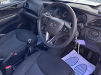 Used Vauxhall Viva 75 HP (55 kW) 2017 Red Hatchback