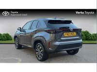 Used Toyota Yaris Cross Design 113 HP (83 kW) 2023 Grey SUV