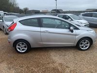 Used Ford Fiesta Zetec 82 HP (60 kW) 2012 Silver Hatchback