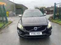Second-hand Volvo XC60 R-Design 190 CP (139 kW) 2016 Negru SUV