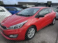 Begagnad Kia ProCeed 100 HK (73 kW) 2015 Röd Halvkombi