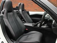 Begagnad Mazda MX5 Inclusive 160 HK (117 kW) 2017 Vit Cab