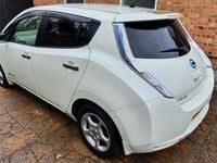 Used Nissan Leaf 80 kW (109 HP) 2011 White Hatchback