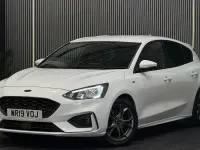 Used Ford Focus ST-Line 120 HP (88 kW) 2017 White Estate