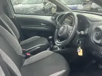 Used Toyota Aygo X PURE 72 HP (52 kW) 2023 Silver SUV