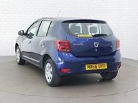 Used Dacia Sandero Essentiel 73 HP (53 kW) 2018 Blue Hatchback