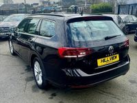 Used VW Passat SE 150 HP (110 kW) 2021 Black Estate